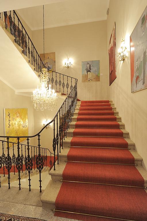 Eee Hotel 페르그 외부 사진